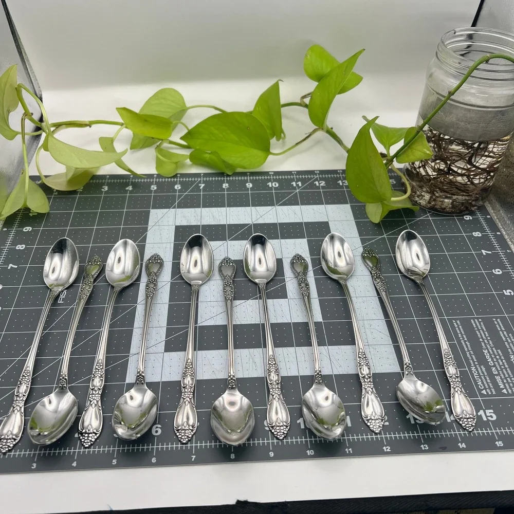 11 Oneida Huntington Iced Tea Spoons Wm A Rogers Deluxe Stainless Flatware Set